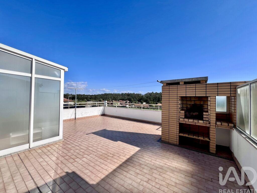 Apartment in Mosteiro - Image 3