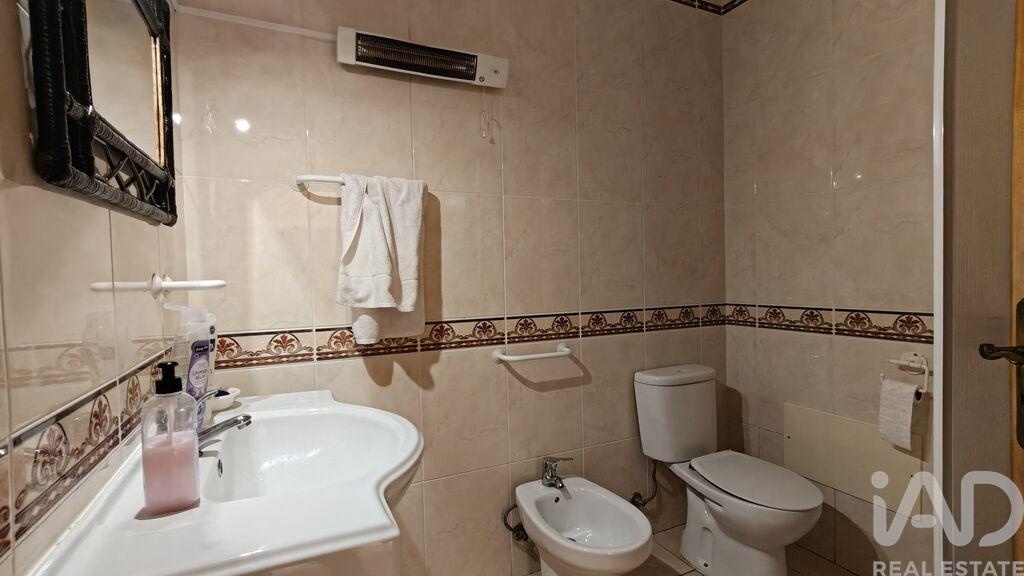 House in Alcantarilha - Image 5