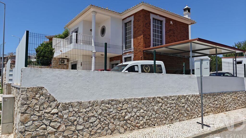 House in Alcantarilha - view 1