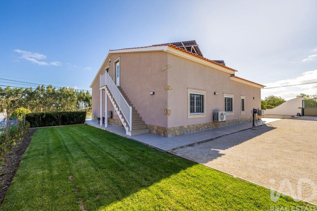 House in Casais da Cidade - Image 3