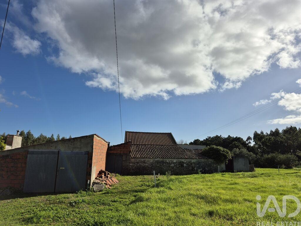 House in Casais da Cidade - Image 4