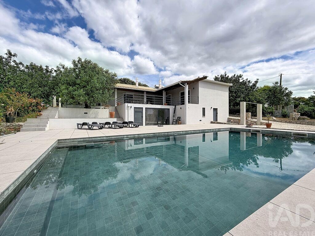 House in Sao Bras de Alportel - view 1
