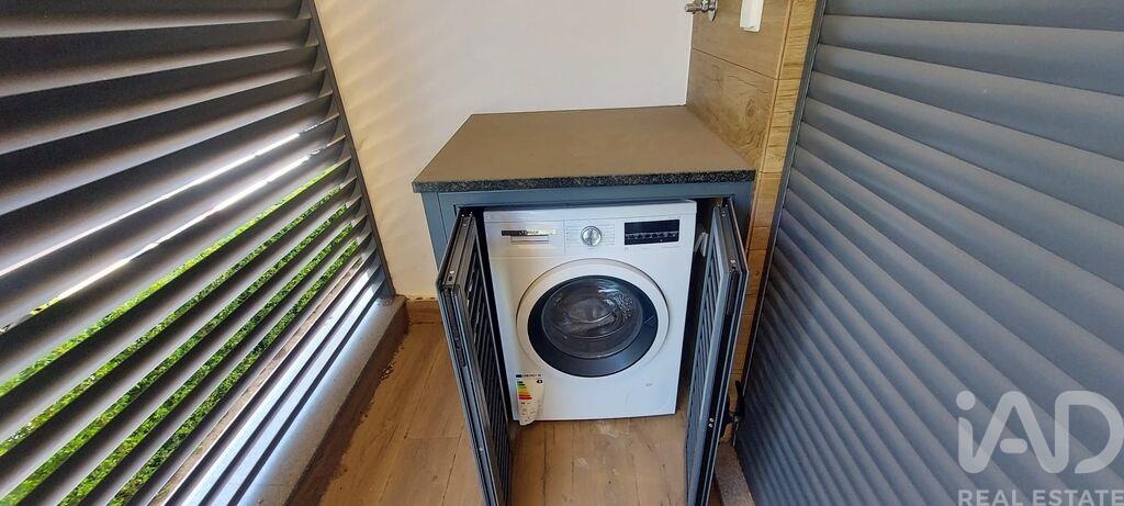 Apartment in Correeira - Image 5