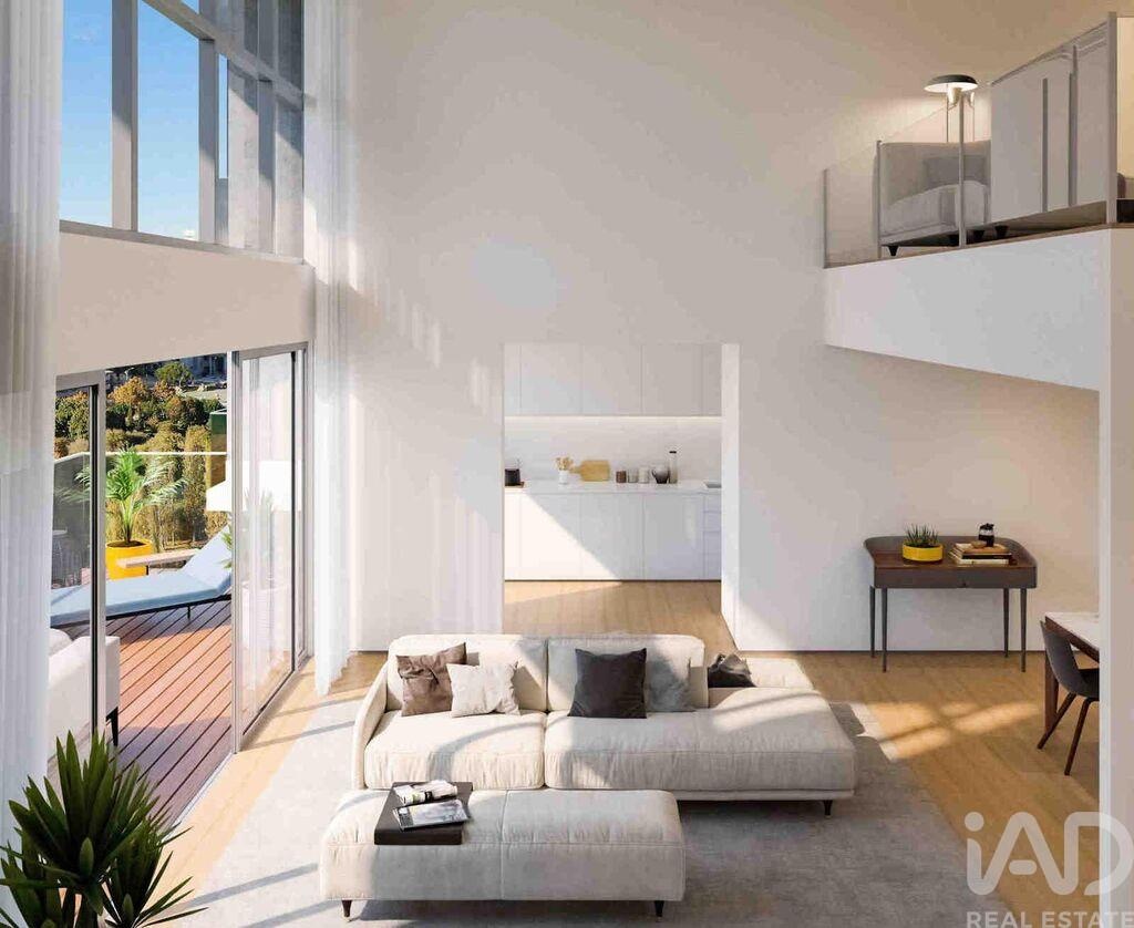 Apartment in Alges - view 1