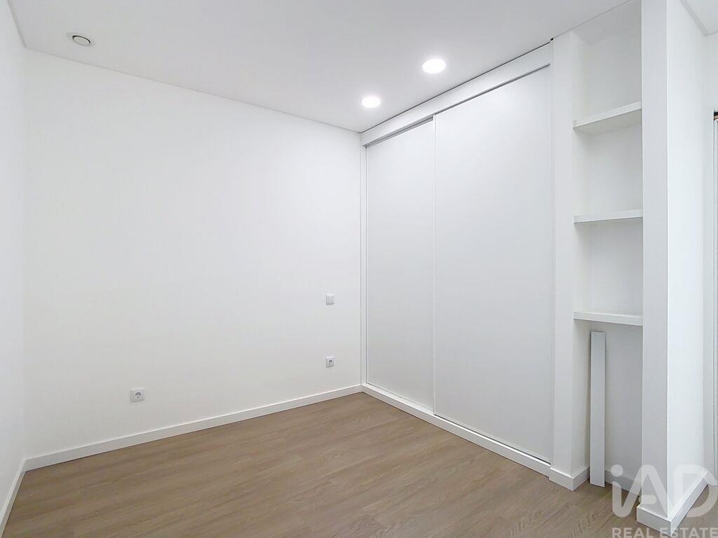 Apartment in Porto de Mos - Image 4