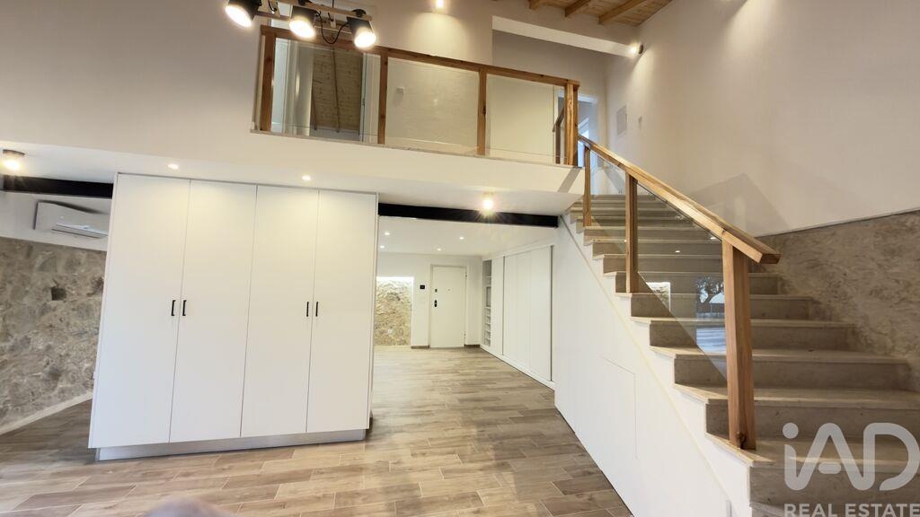 House in Azoia de Cima - Image 4