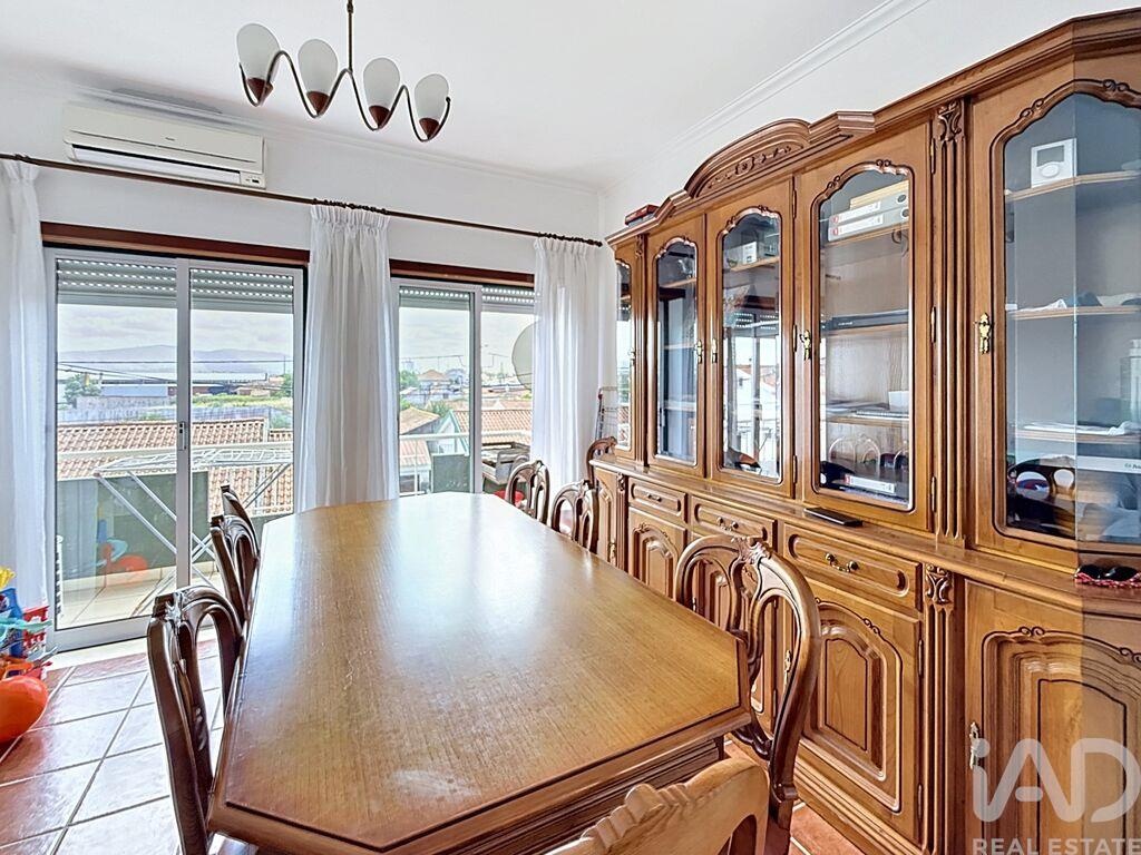 Apartment in Calvaria de Cima - view 1