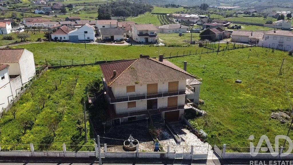 House in Porto de Mos - view 1