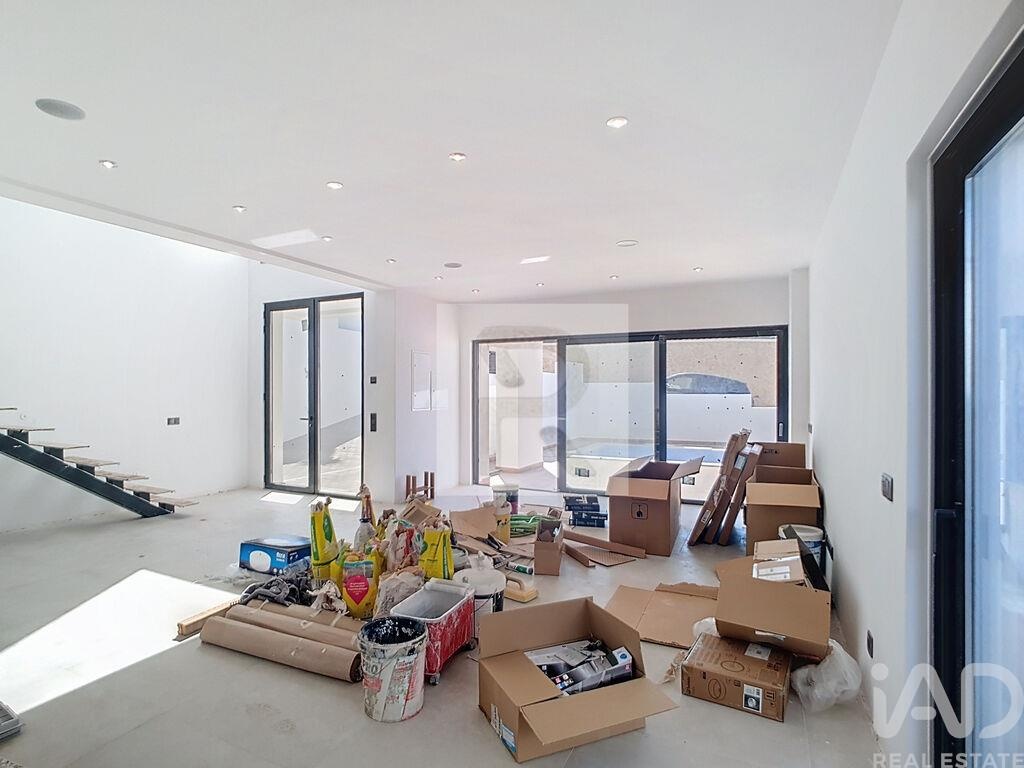 House in Portimao - Image 4