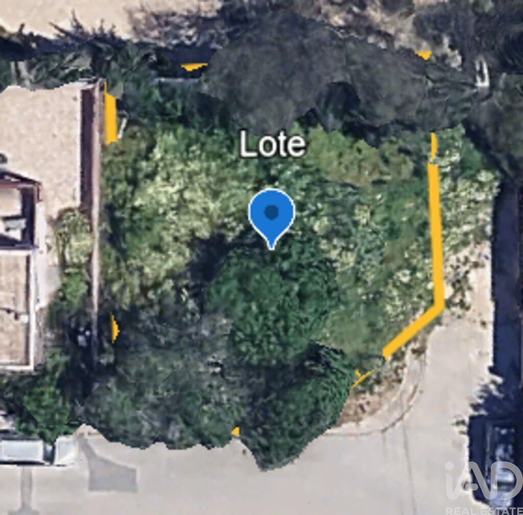 Land in Faro - view 1
