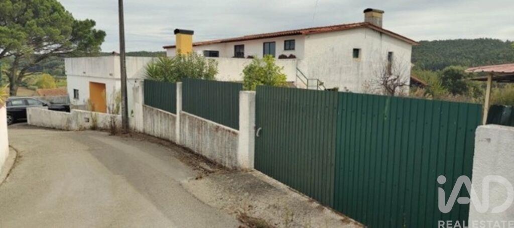 House in Vila Nova de Monsarros - Image 4