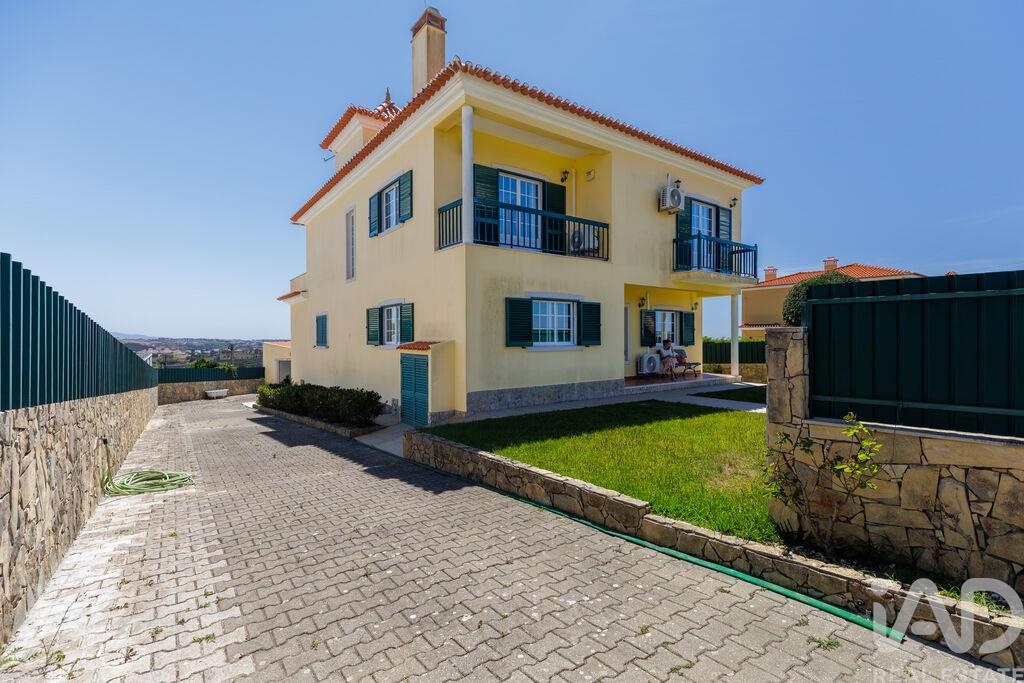 House in Mafra - Image 2