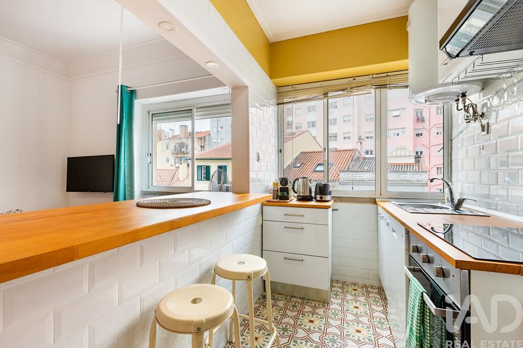 Apartment in Anjos - Image 5