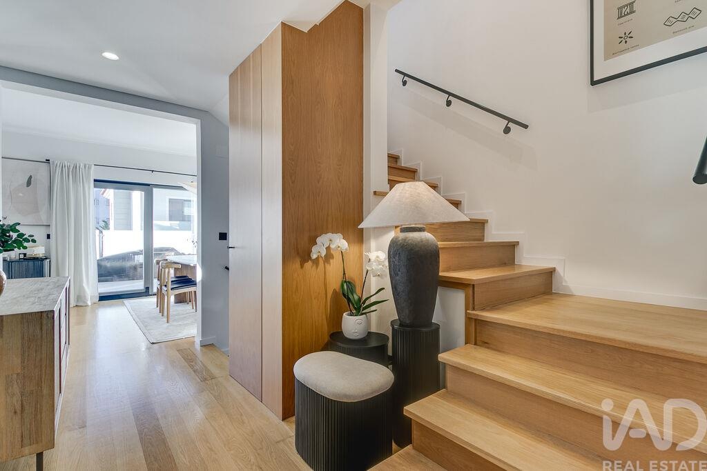 House in Cascais - Image 3
