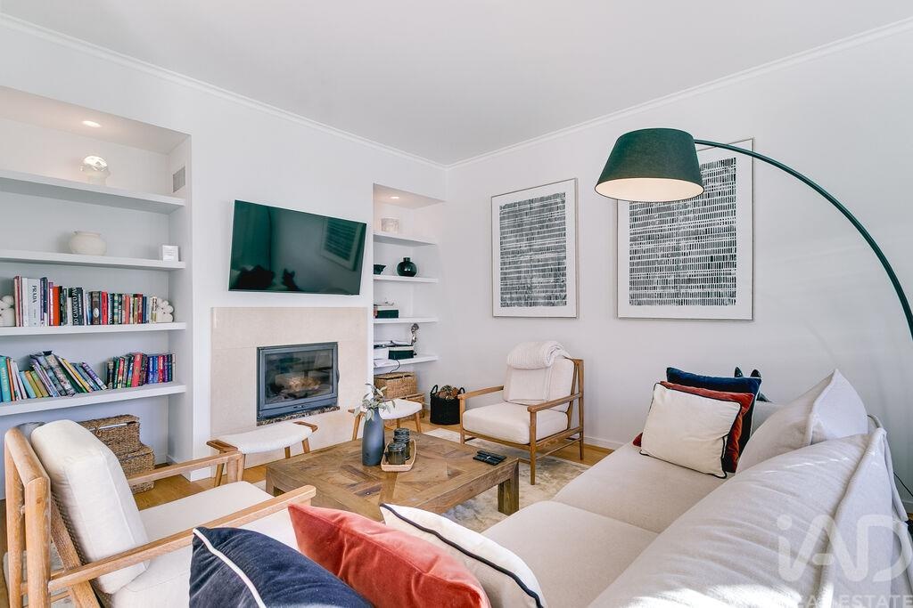 House in Cascais - Image 5