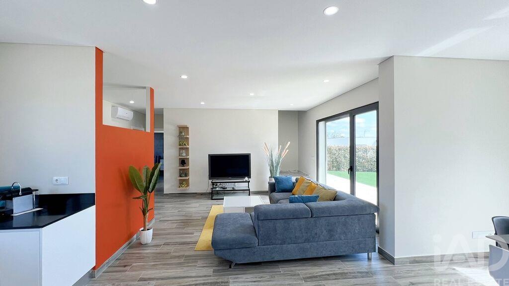 House in Carvalhal - Image 3