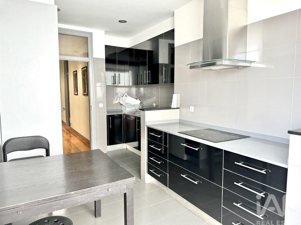 Apartment in Anjos - Image 5