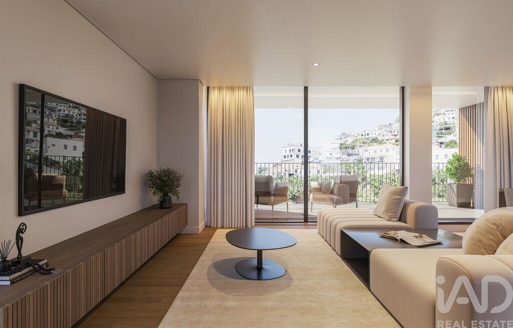 Apartment in Camara de Lobos - Image 2