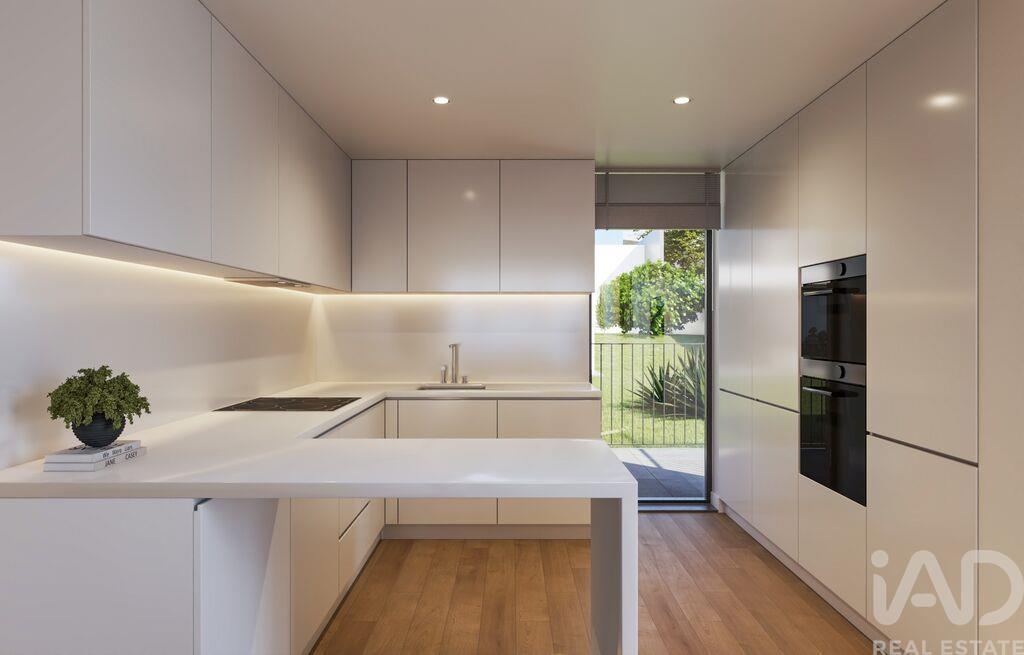 Apartment in Santo Antonio - Image 4