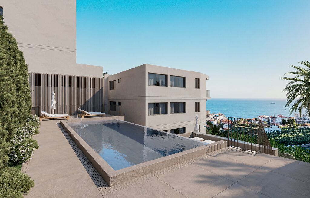 Apartment in Camara de Lobos - view 1