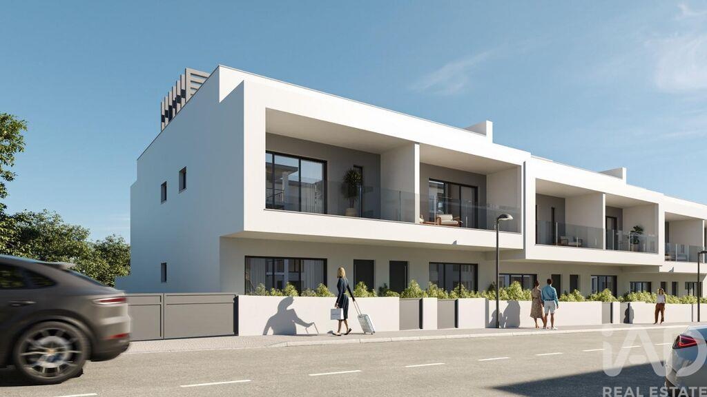 House in Portimao - Image 2