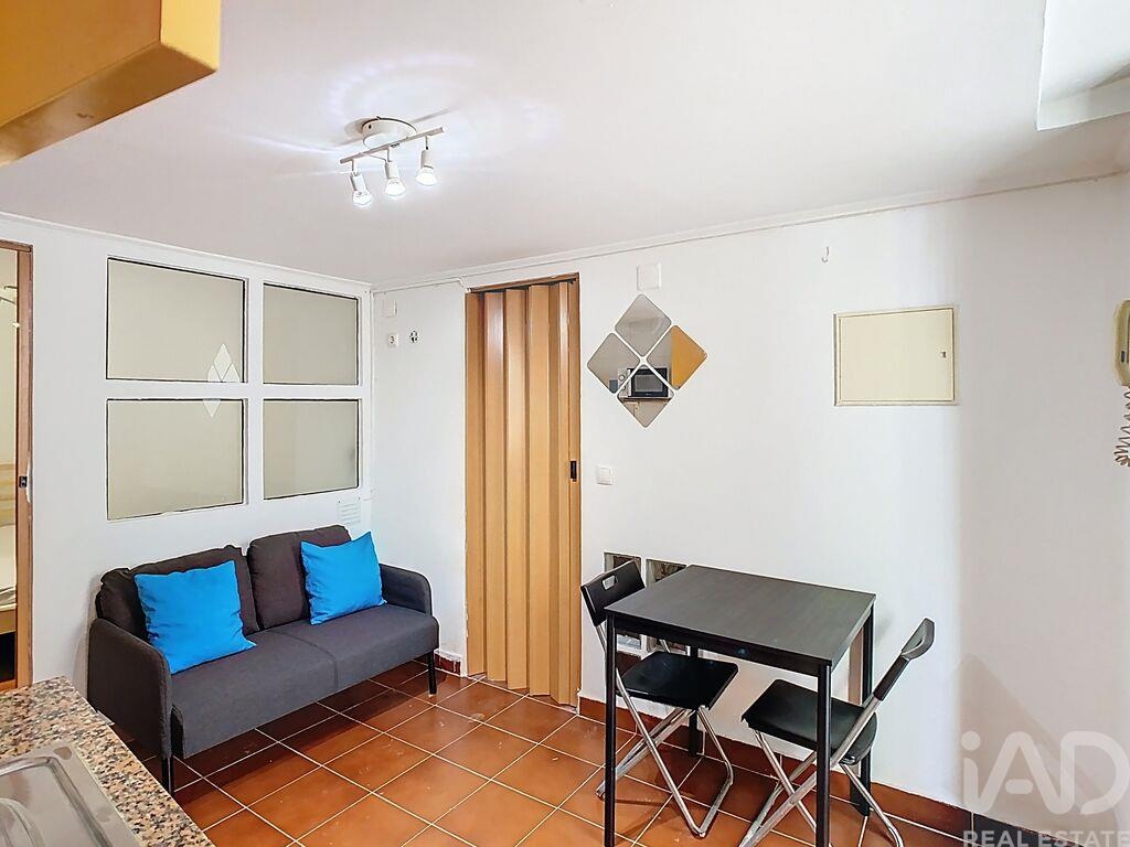 Apartment in Santa Maria Maior - Image 4