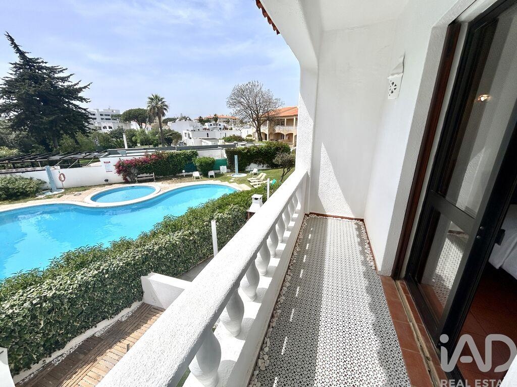 House in Quarteira - Image 4