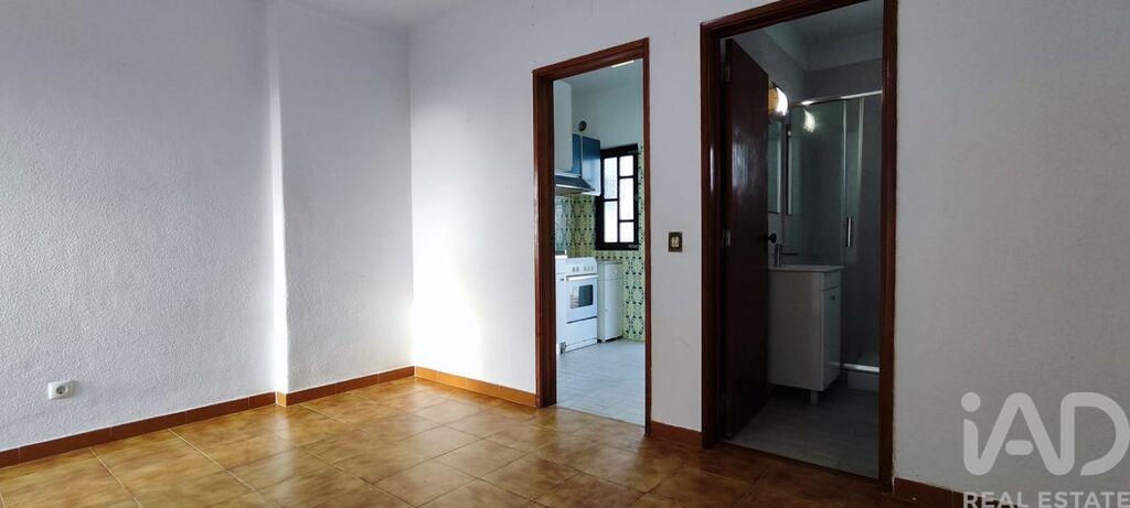 Apartment in Santiago - Image 2