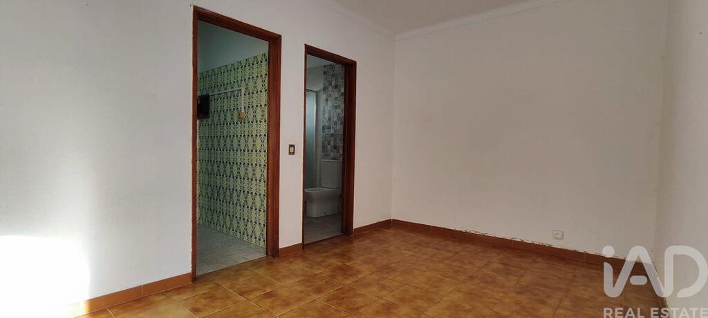 Apartment in Santiago - Image 3