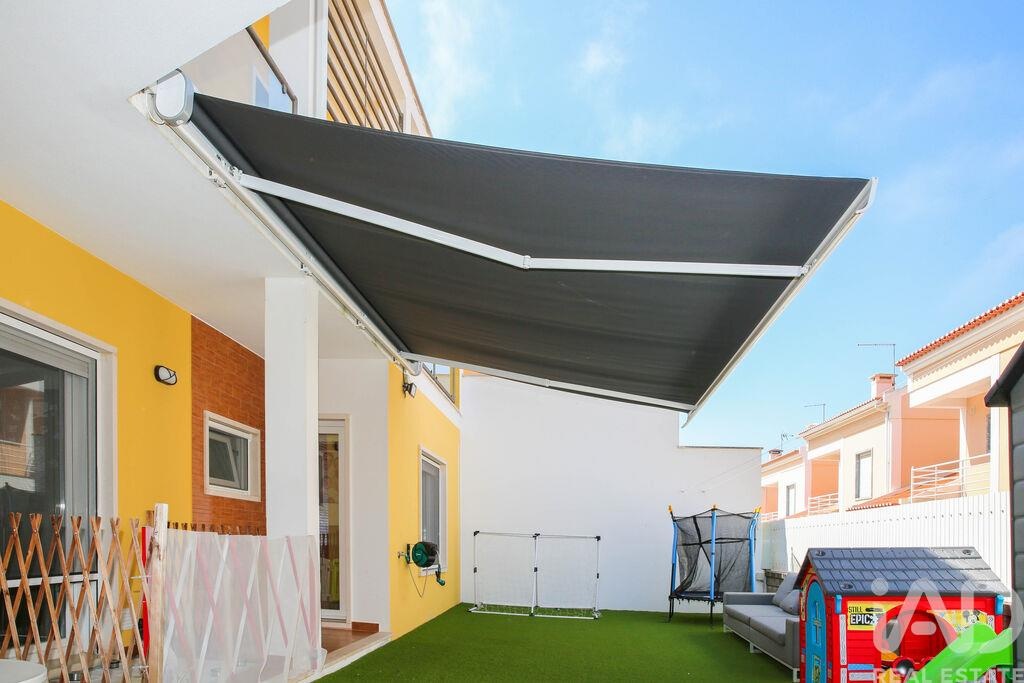 House in Lourinha - Image 3