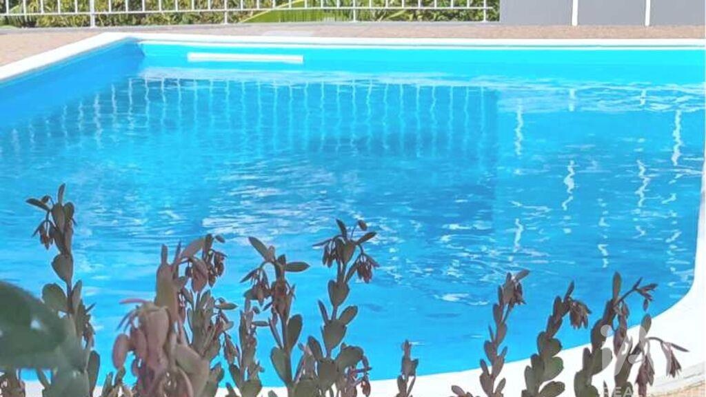 House in Arco da Calheta - Image 2