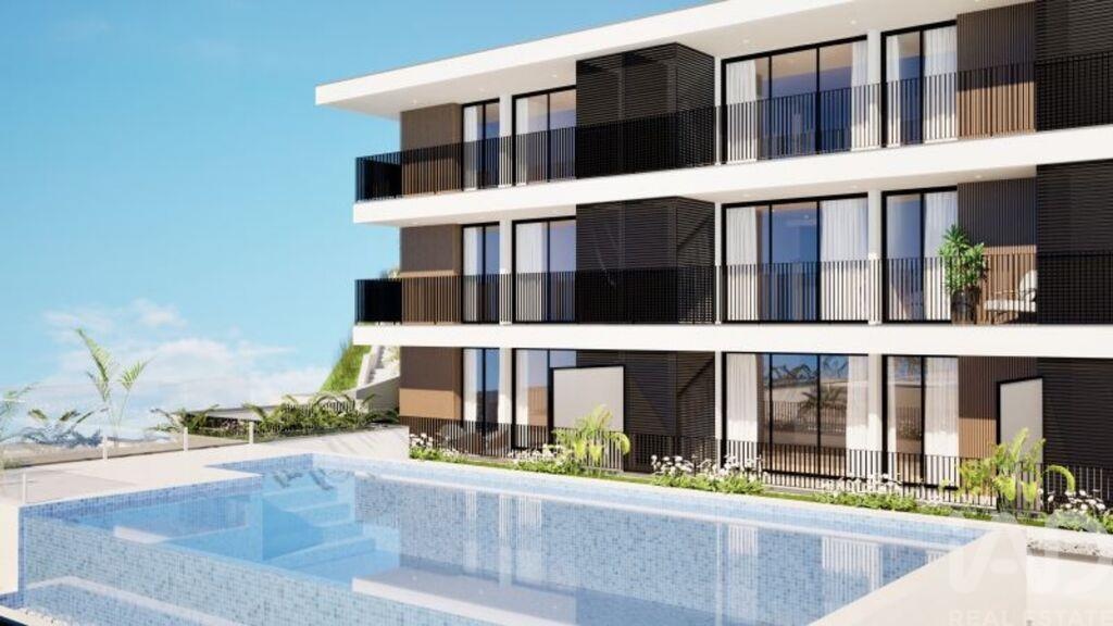 Apartment in Camara de Lobos - Image 3