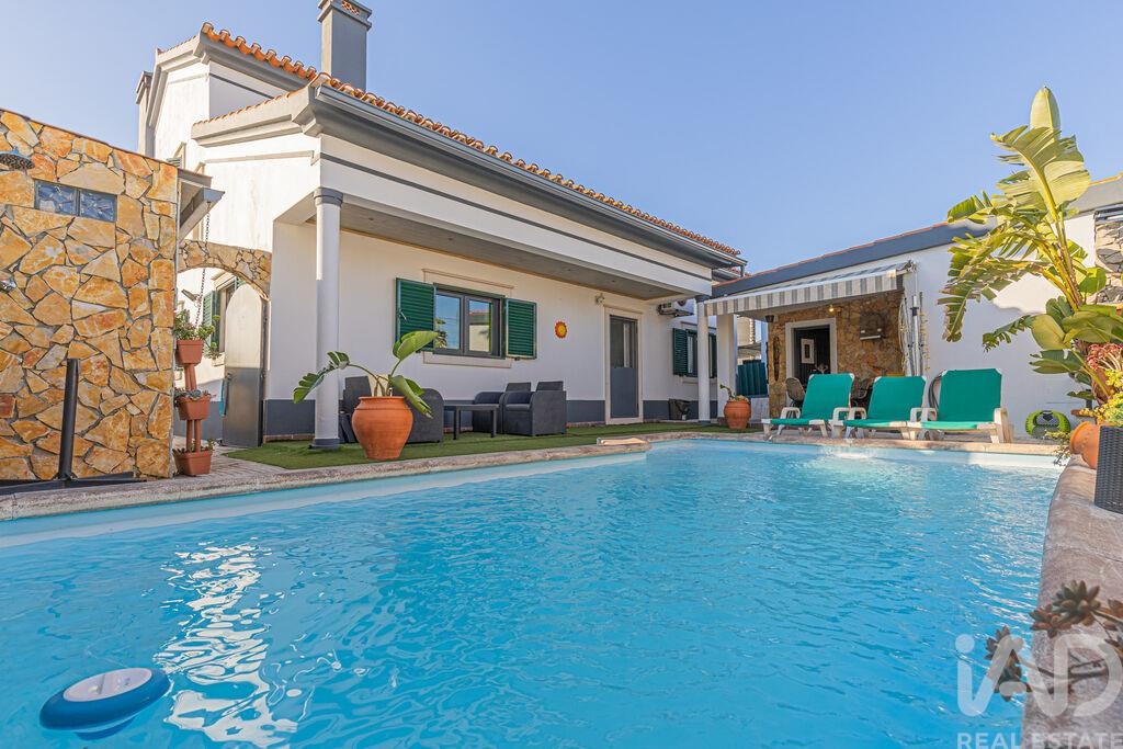 House in Brejos de Azeitao - view 1