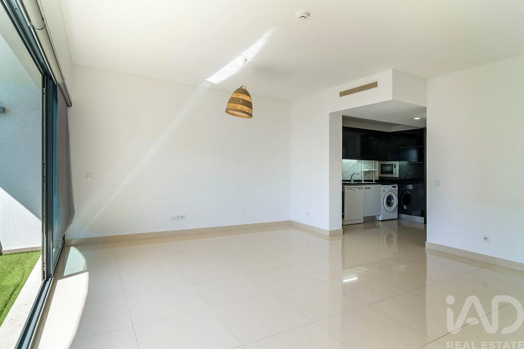 Apartment in Quinta do Anjo - Image 5