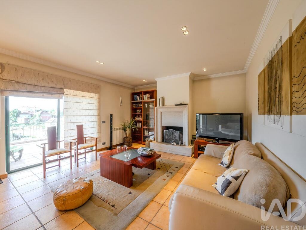 House in Santa Eufemia - Image 4