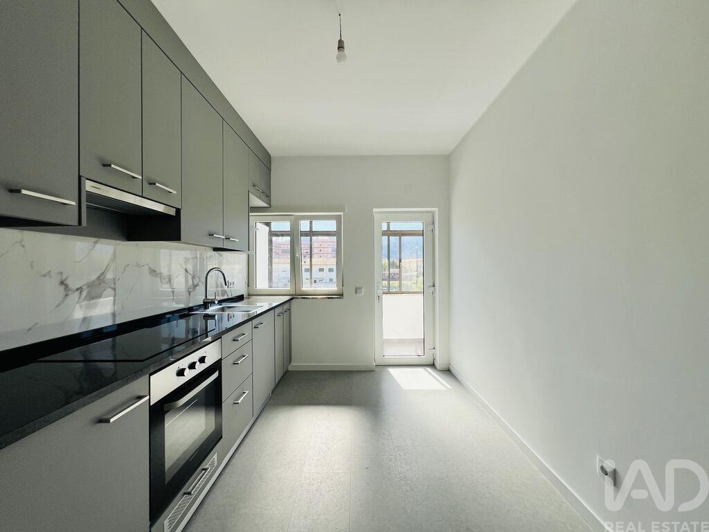 Apartment in Miranda do Corvo - view 1