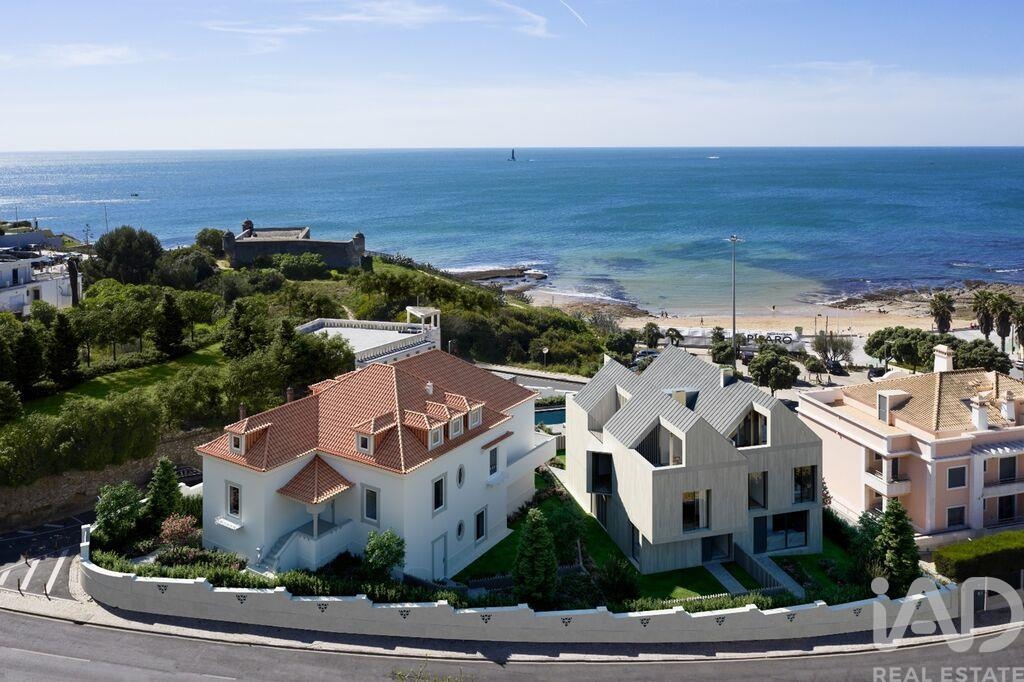 House in Cascais - view 1