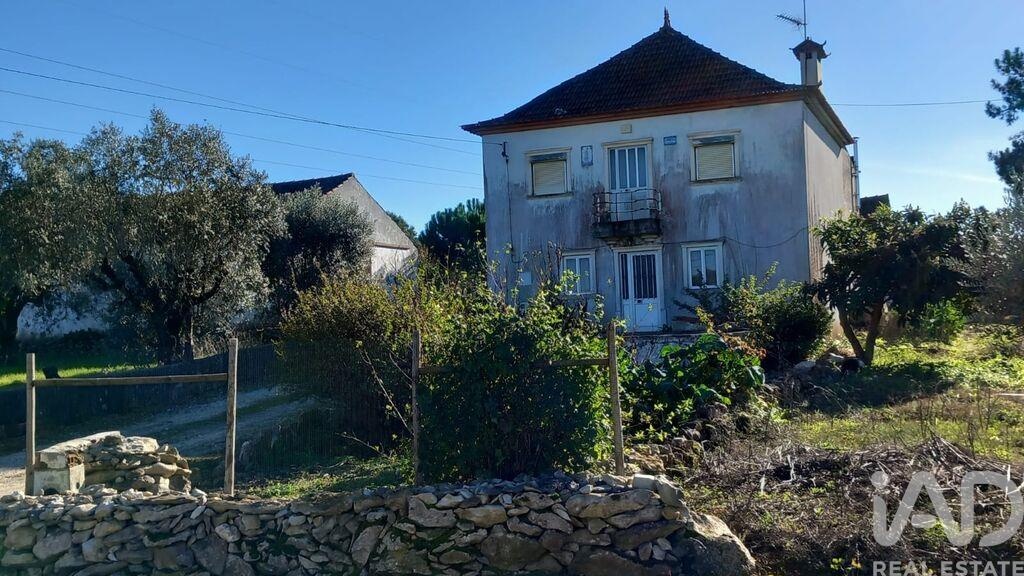 House in Aljubarrota - view 1