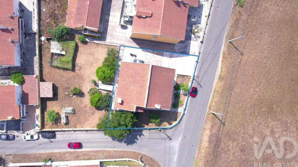 House in Caldas da Rainha - Image 2