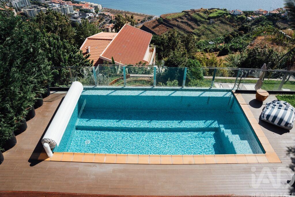 House in Sao Martinho - view 1