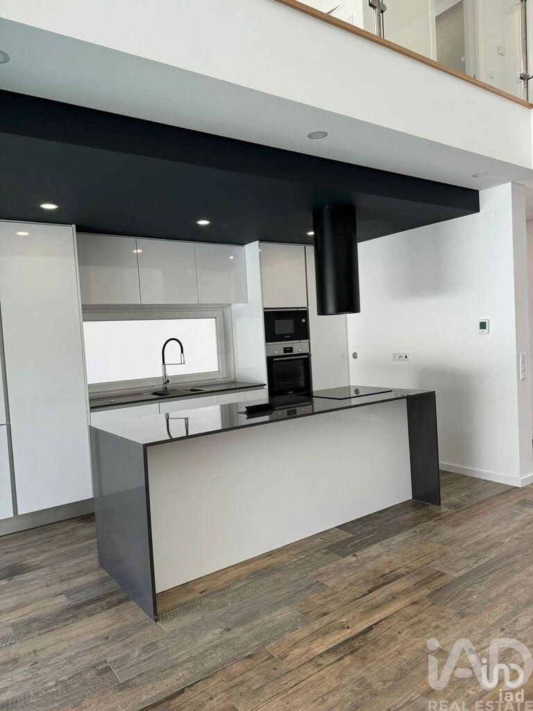 House in Castelo - Image 3