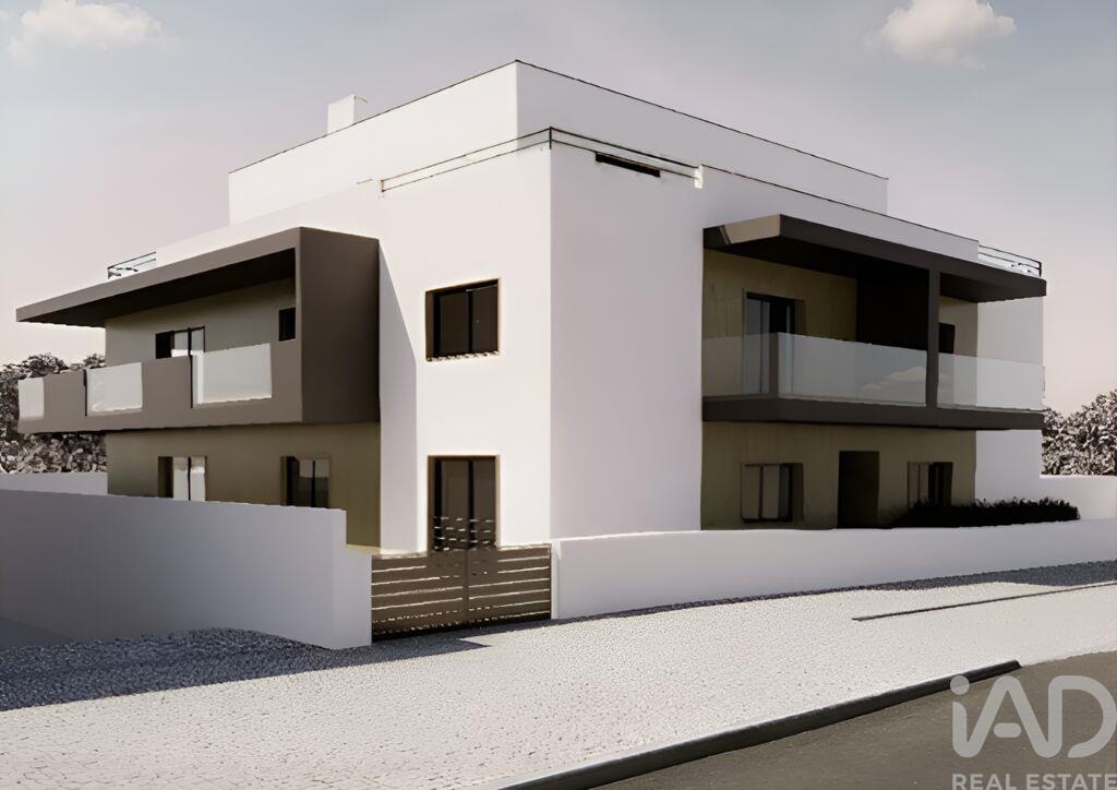 Apartment in Atouguia da Baleia - Image 3