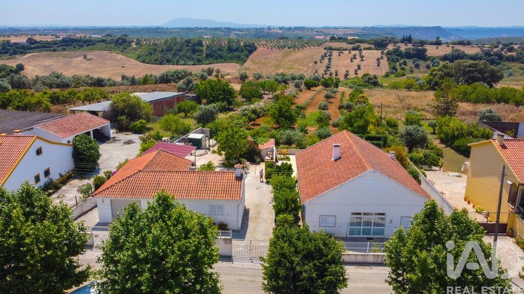 House in Abitureiras - view 1
