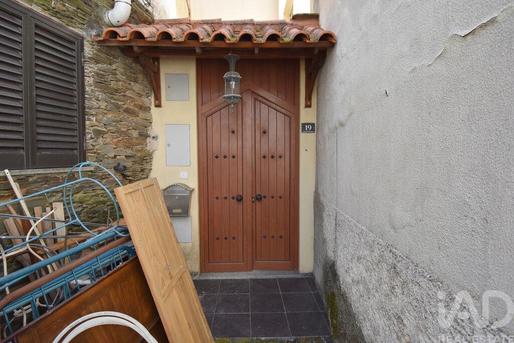 House in Benfeita - view 1