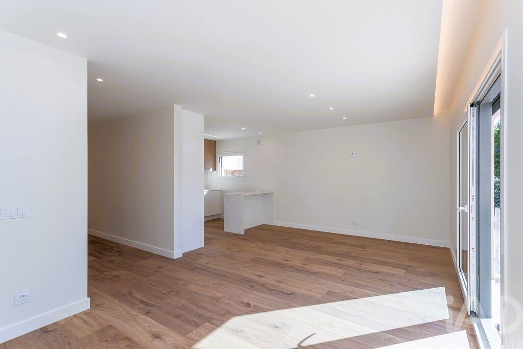 Apartment in Cascais - Image 3