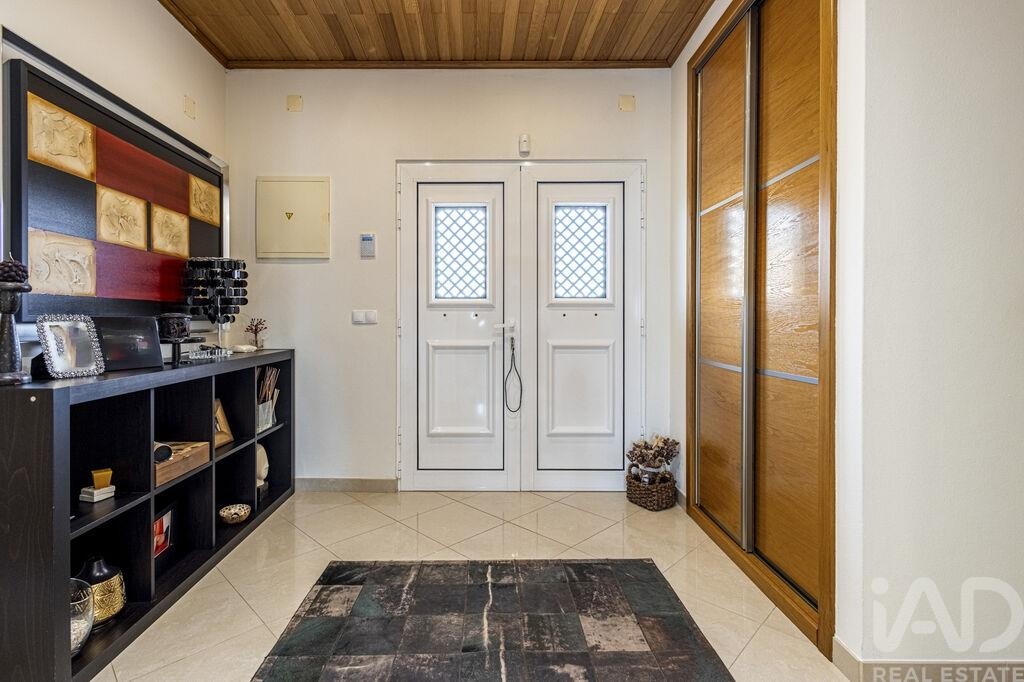 House in Rio Maior - Image 4