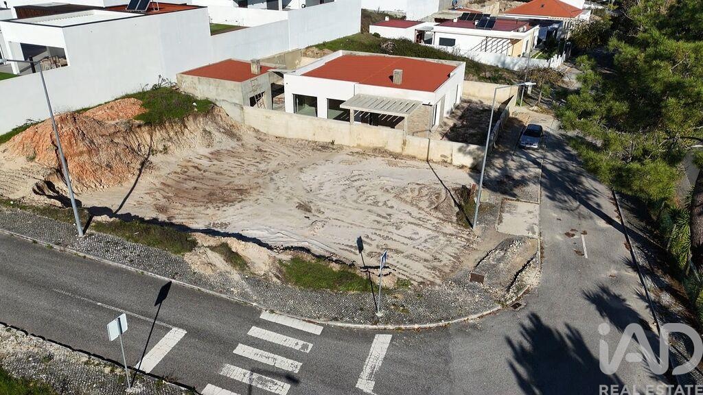 House in Rio Maior - Image 2