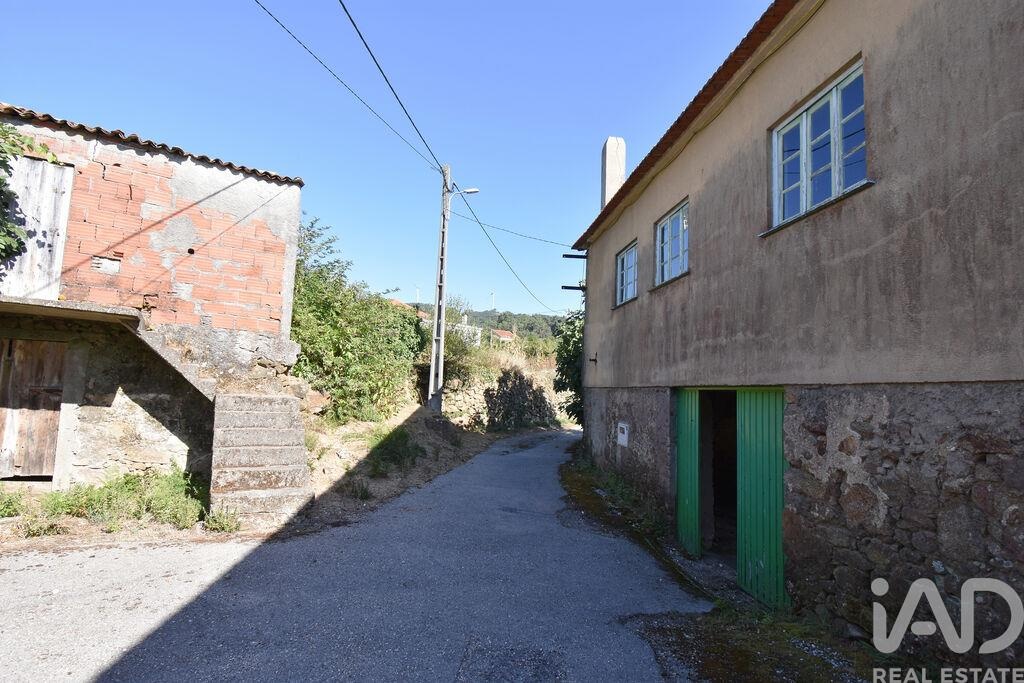 House in Penela - Image 3