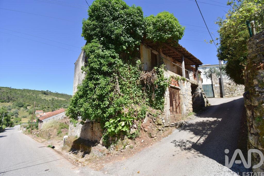 House in Vila Seca - Image 3