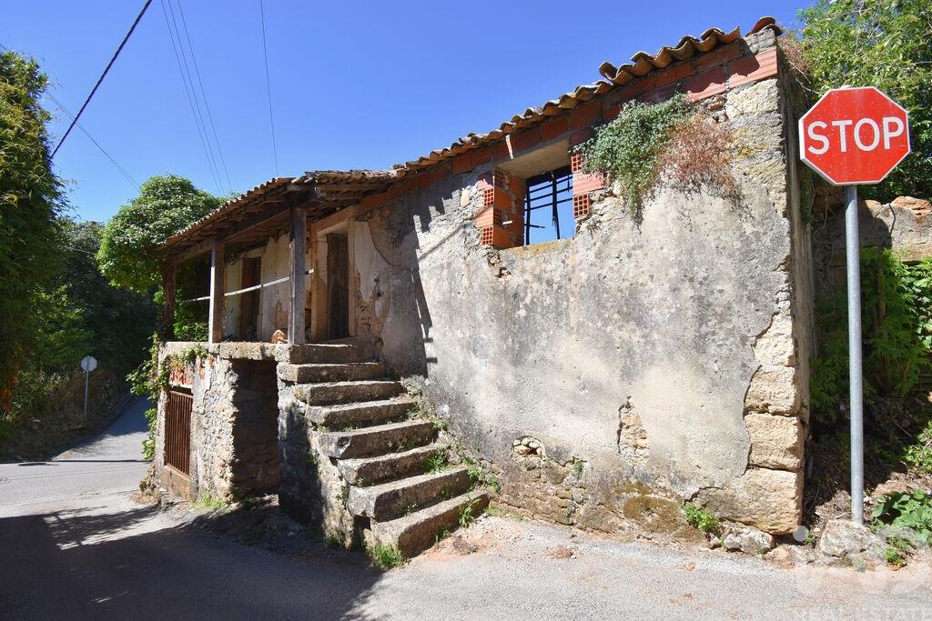 House in Vila Seca - Image 4
